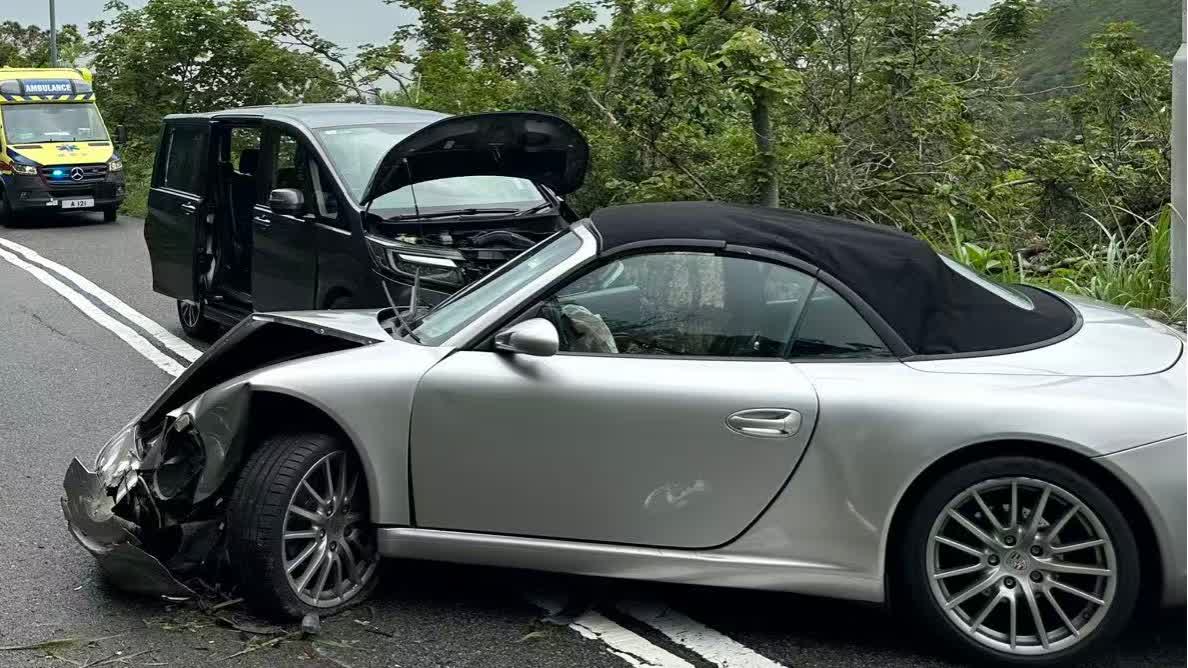 Watch This | Car suspected of losing control crashes into hillside on Stanley Gap Road