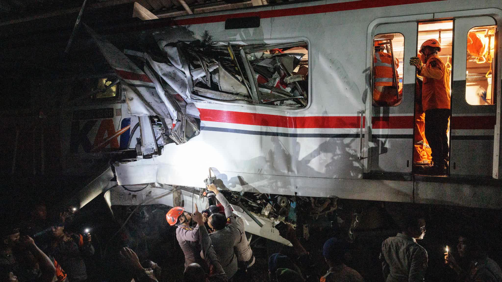 Photos | 7 killed, 81 injured in train collision near Jakarta
