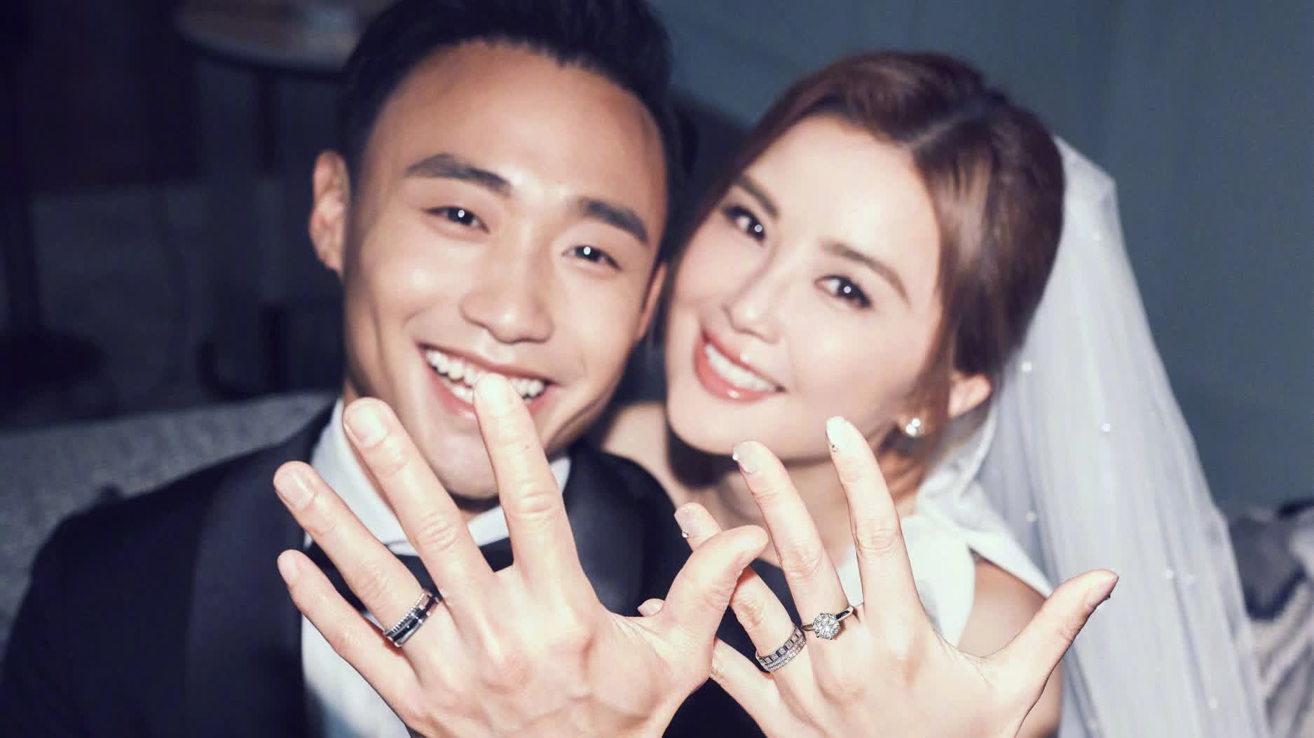 Charlene Choi shares wedding gown photos to announce marriage: Husband is fitness coach