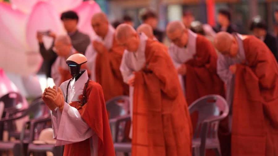 Unitree's robotic monk 'Gabi' ordained in Seoul, South Korea