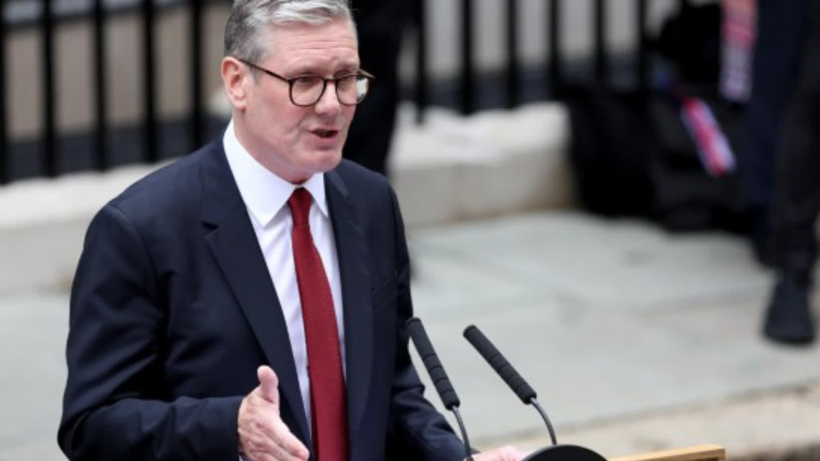 More than 70 MPs urges Starmer to resign, including Foreign Secretary and Home Secretary