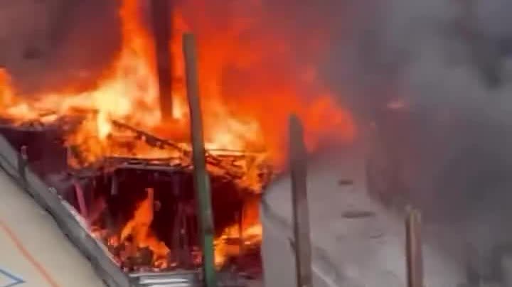 Watch This | Massive fire erupts at construction site in Taichung, sending thick black smoke into sky