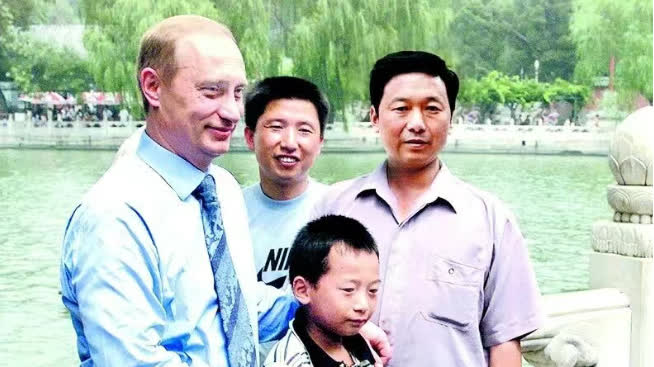 26 years after Putin's hug, 'Chinese boy' to meet him again