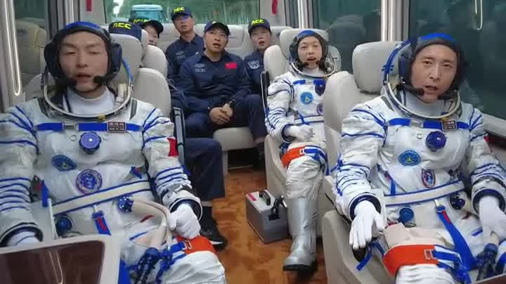 Watch This | Three astronauts sing Ode to the Motherland before mission