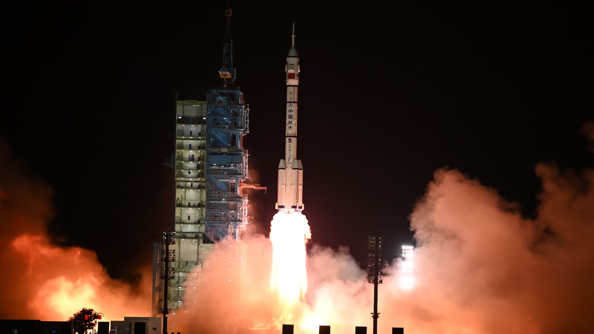 (Video & Photos) Reliving thrilling moments of Shenzhou-23 launch
