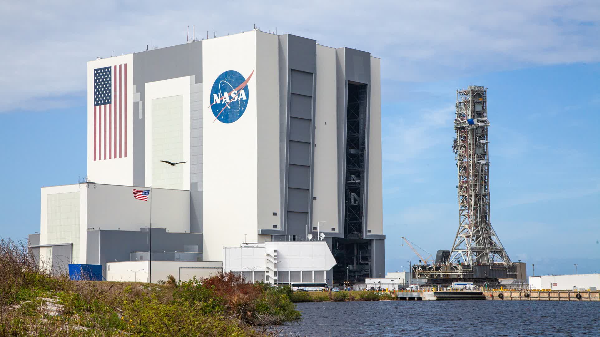 NASA administrator says Blue Origin launchpad may not be restored until 2028