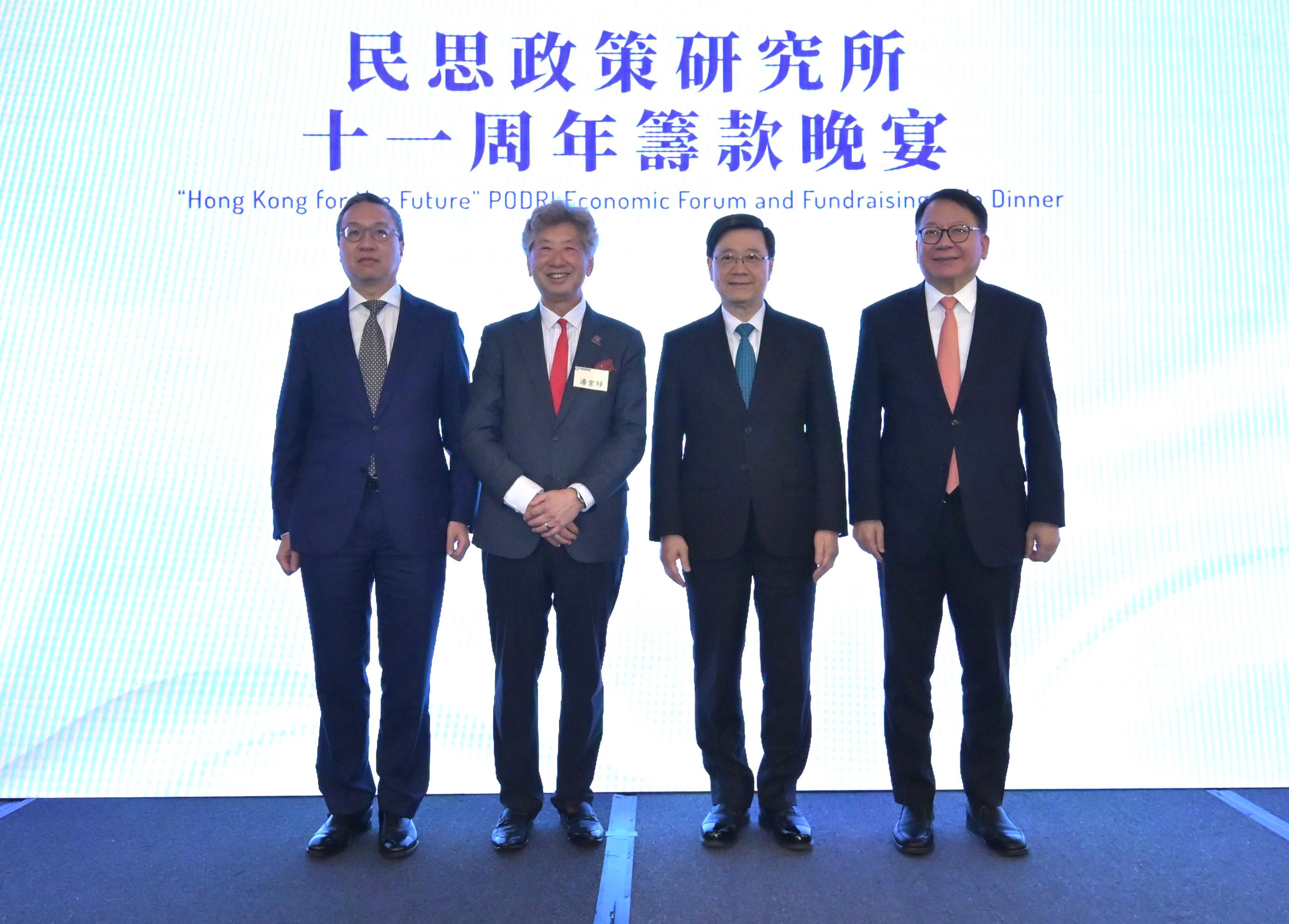 https://dw-media.dotdotnews.com/dams/product/image/202606/09/6a2808f2e4b08c07fcf7d2dd.jpg