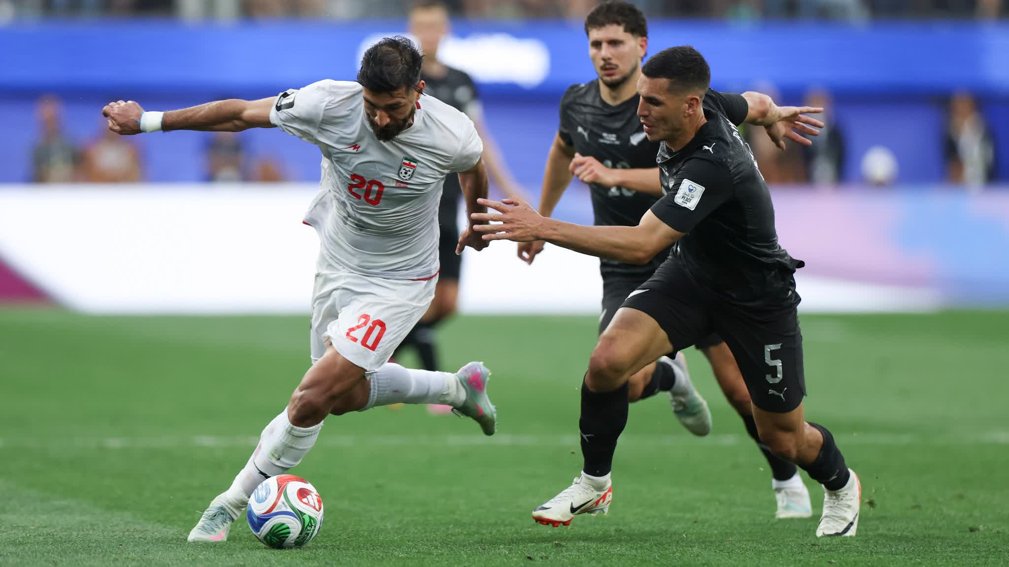 (Watch This) World Cup | Iran draws 2-2 with New Zealand, extending Asian teams' unbeaten run