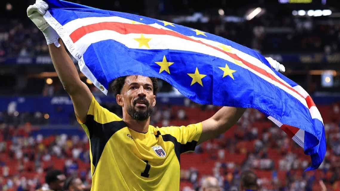 OMG | Seven saves, one historic point: Cape Verde's Vozinha steals the show vs. Spain
