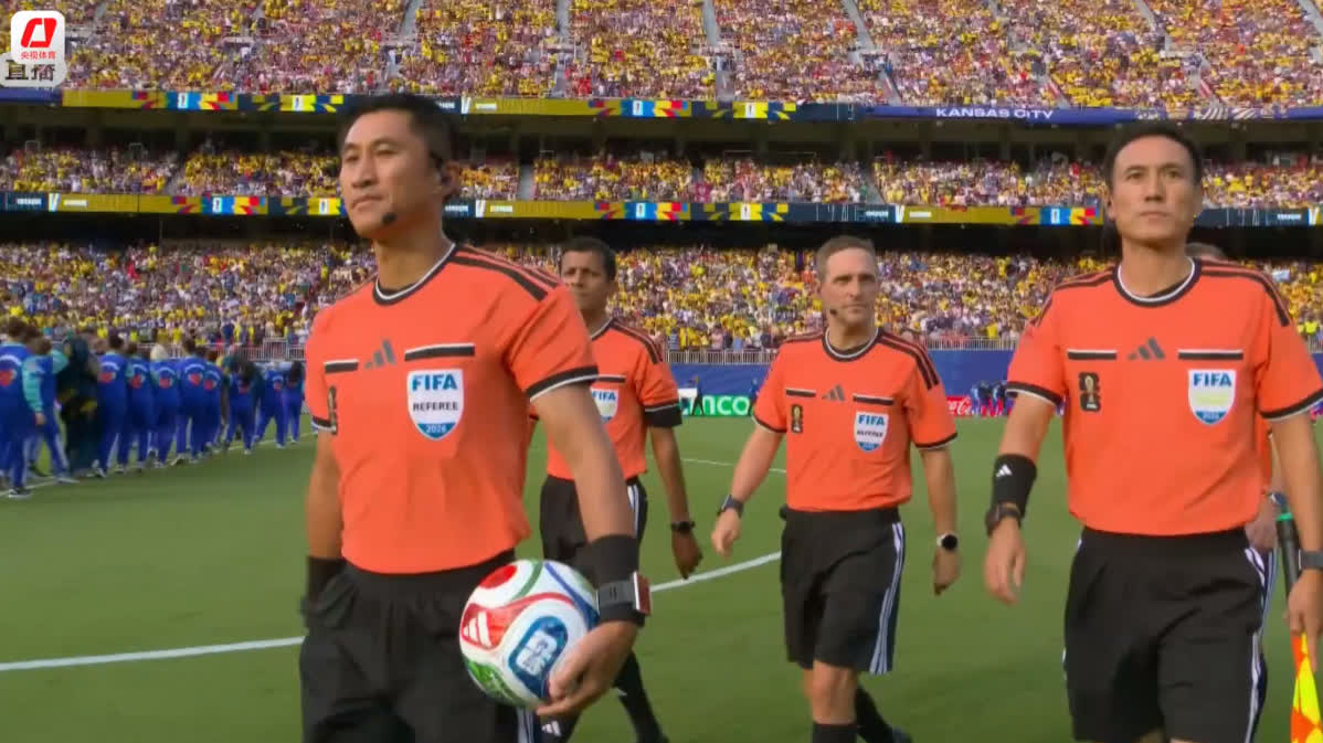 (Watch This) Historic moment! Three Chinese referees officiate together in World Cup