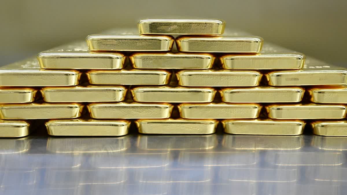 China mulls revisions to gold import, export regulations