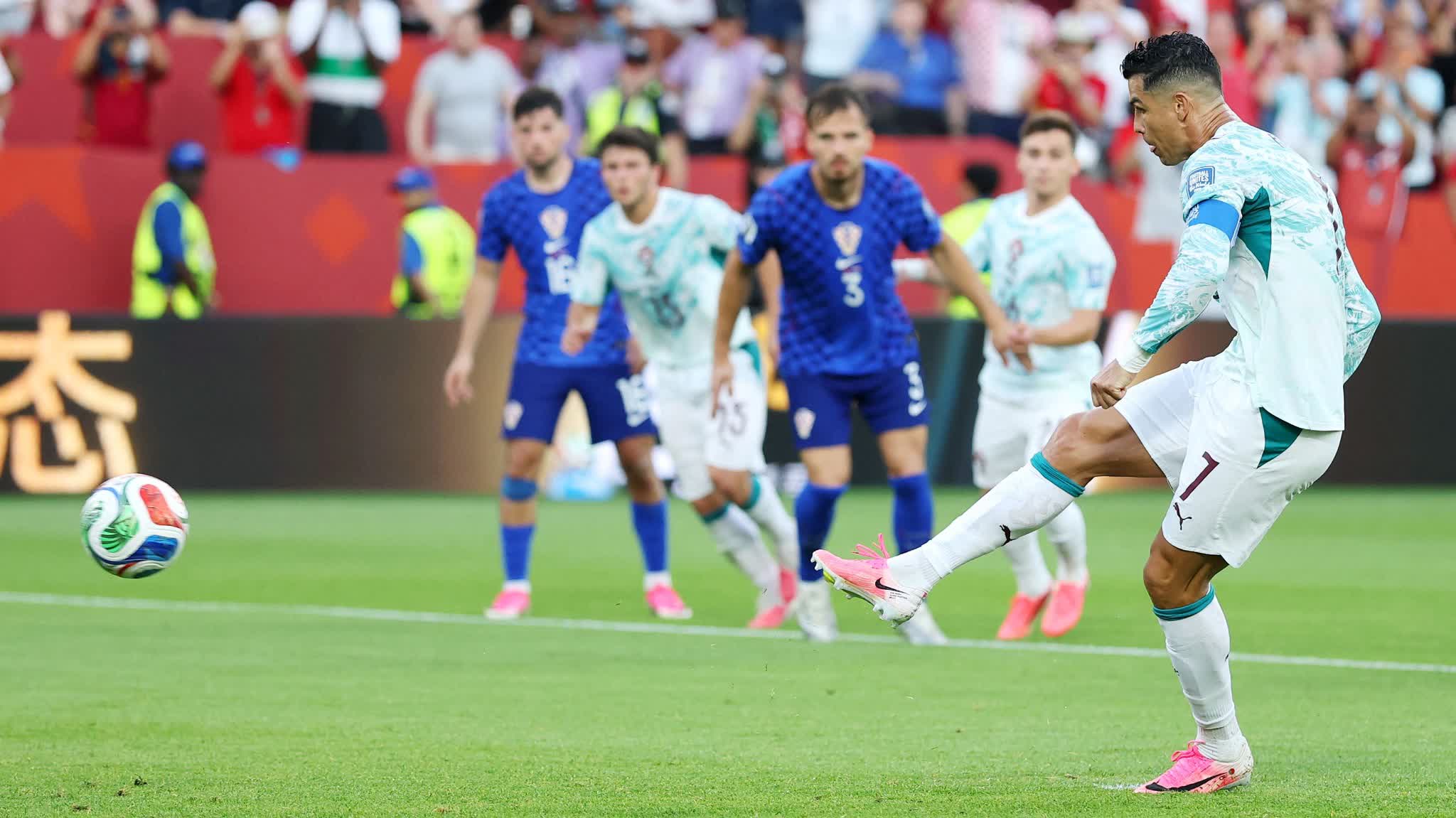 World Cup | Portugal come from behind to beat Croatia 2-1! Ronaldo scores first World Cup knockout goal