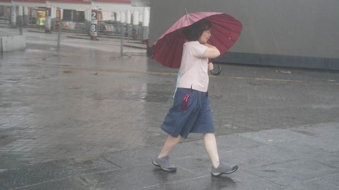 HKO assessing whether to issue Standby Signal No. 1 from this evening to tomorrow morning