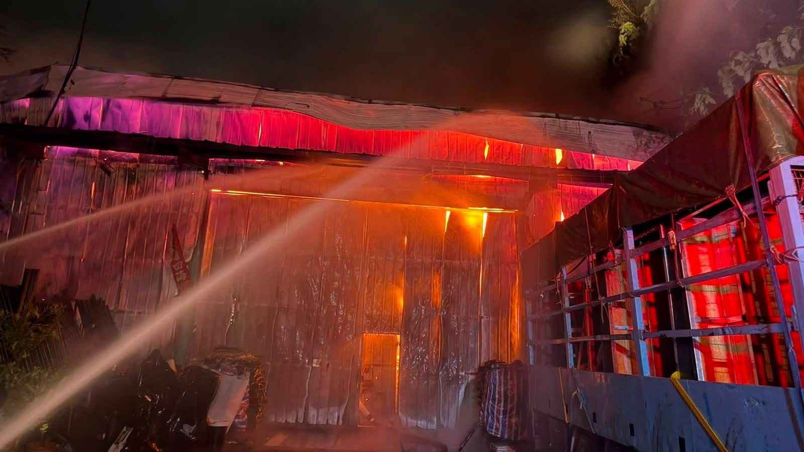 No. 3 alarm fire in Mai Po