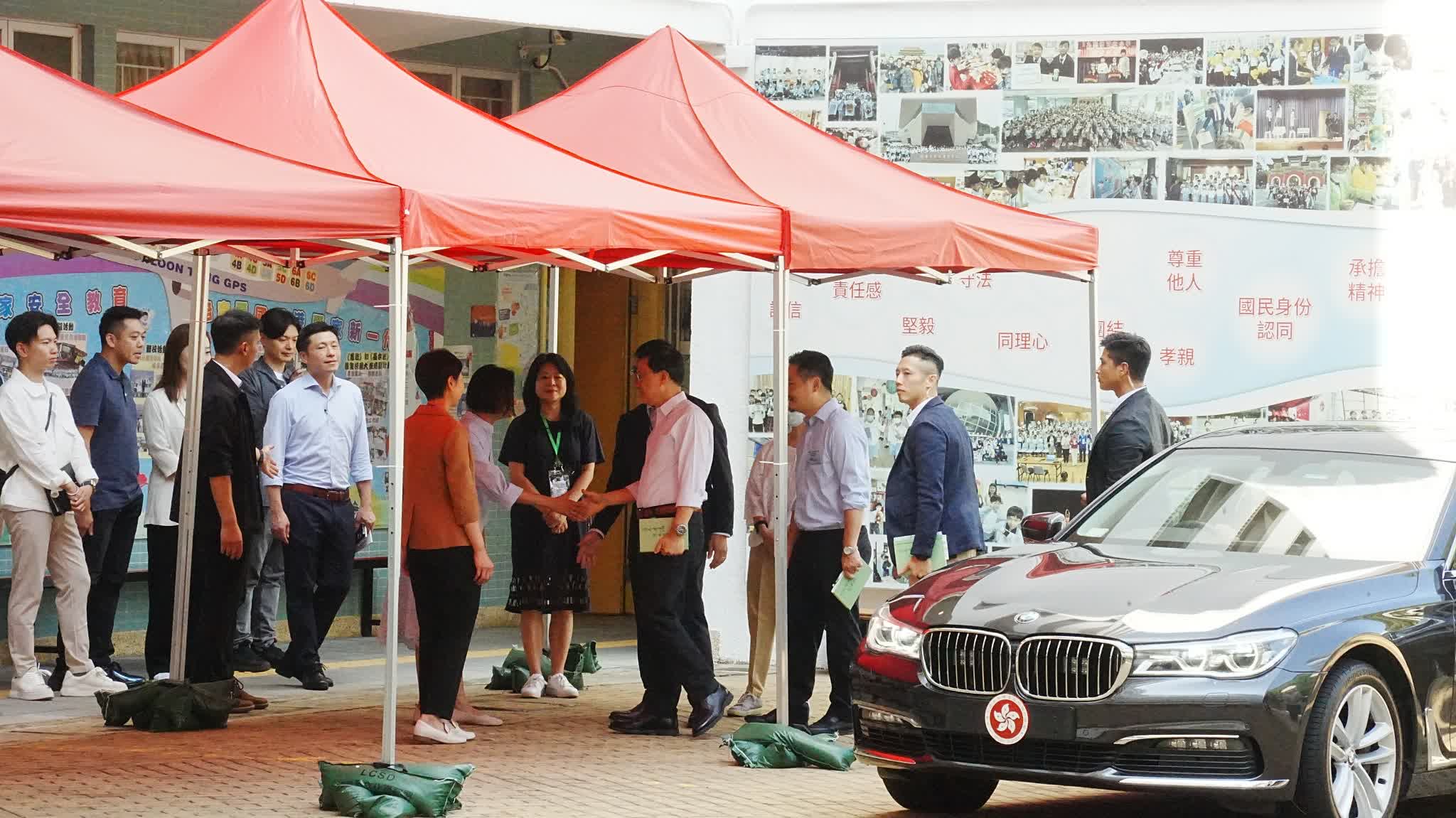 CE and officials hear public views on five‑year plan and Policy Address in Kowloon Tong this morning