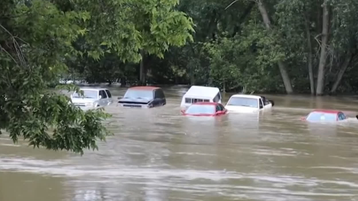 Watch This | Heavy rain and flooding in US Indiana leave 6 dead