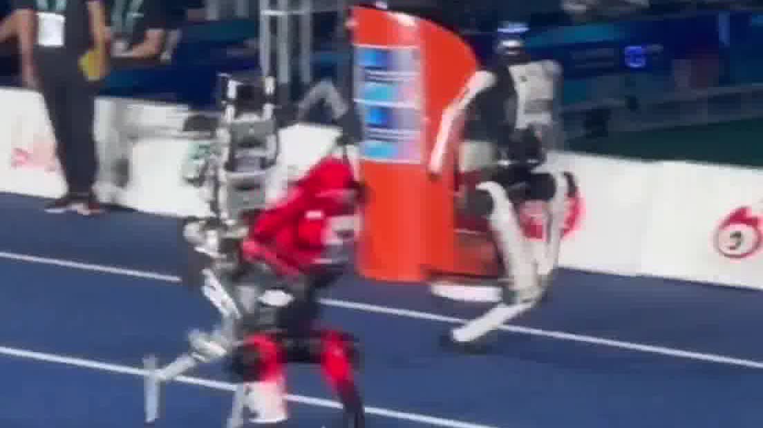 Watch This | Robot mishaps captivate crowds amid record-breaking performances