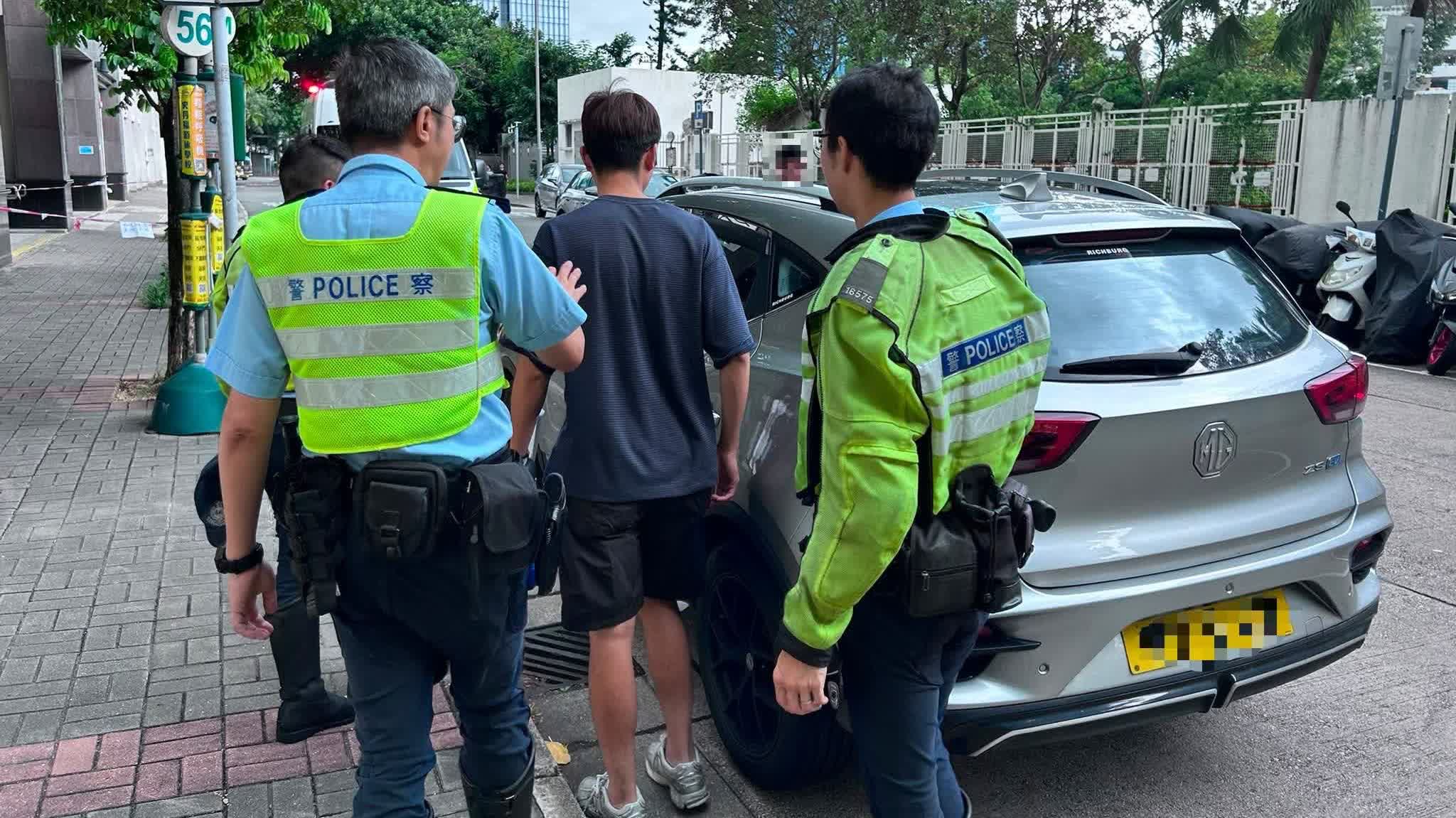 Police sting targets illegal 'white-plate' cars: 2 vehicles seized, 2 drivers summoned in TKO and Ngau Tau Kok