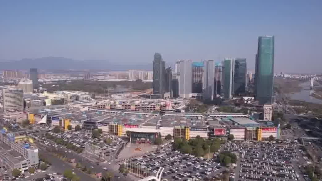 Watch This | Is China 'pulling up the ladder,' or building more?