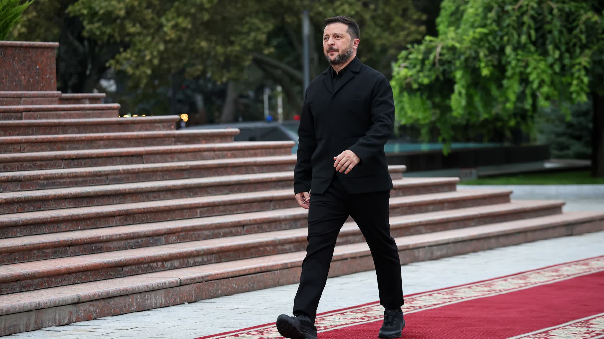 Asked if he is Trump's 'scapegoat': Zelensky pauses, then smiles