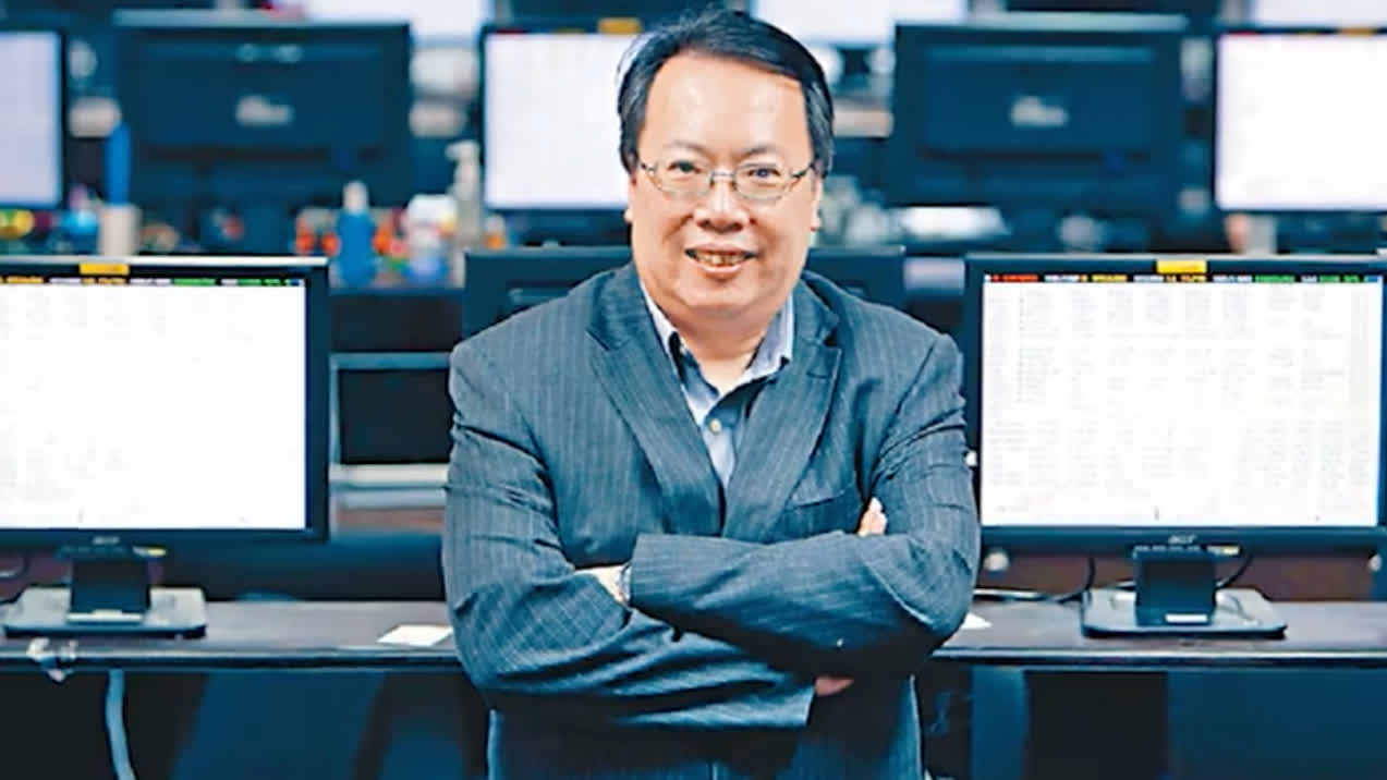Hong Kong market commentator Louie Shum dies at 65; tributes pour in
